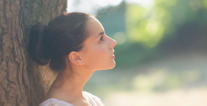 Как замедлить рост нежелательных волос на теле?